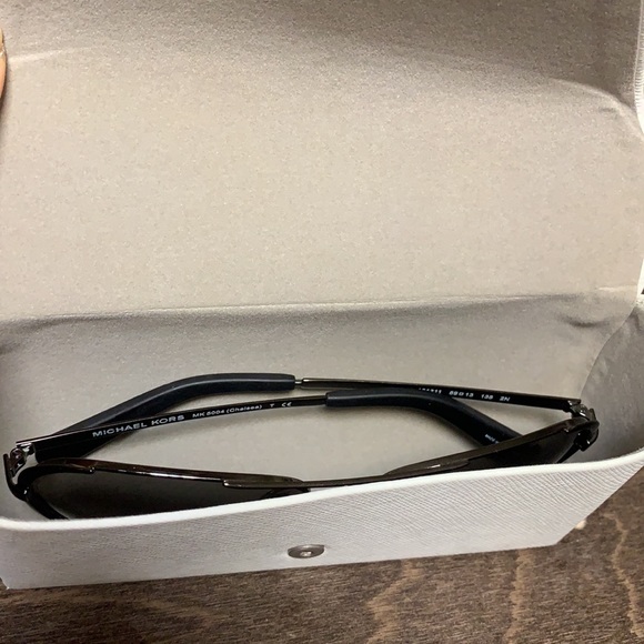 MICHAEL KORS MK 5004 CHELSEA 101311 GUNMETAL / BLACK - Picture 15 of 16